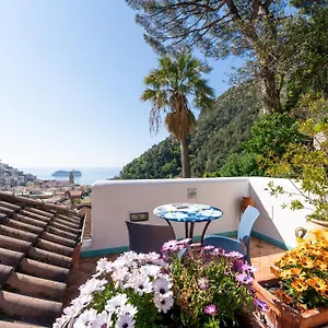 villa-annalara-amalfi.hotels-amalfi.com/